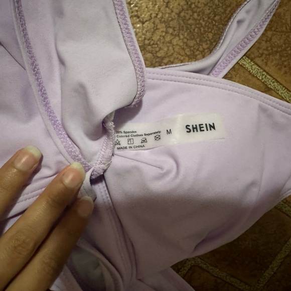 SHEIN cut out criss cross women’s one piece swimsuit - Picture 5 of 5